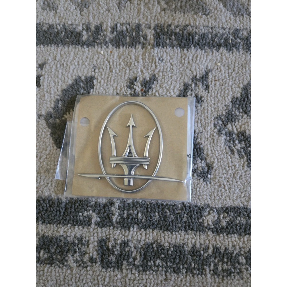 Maserati Ghibli Levante Quattroporte Quarter‎ Panel TRIDENT BADGE EMBLEM Left